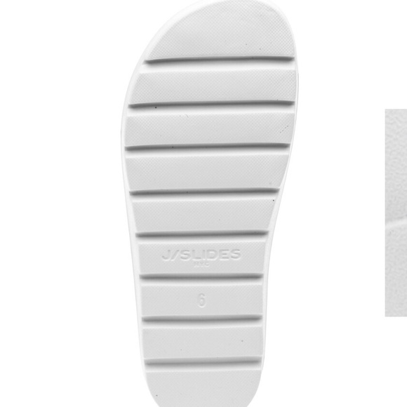 Beach Slides, by J/Slides, in a White Quilted Platform Sandal (NWOT) - Picture 4 of 5